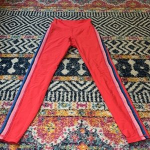 Spiritual Gangster XS rainbow 🌈 Leggings Fuchsia color gorgeous